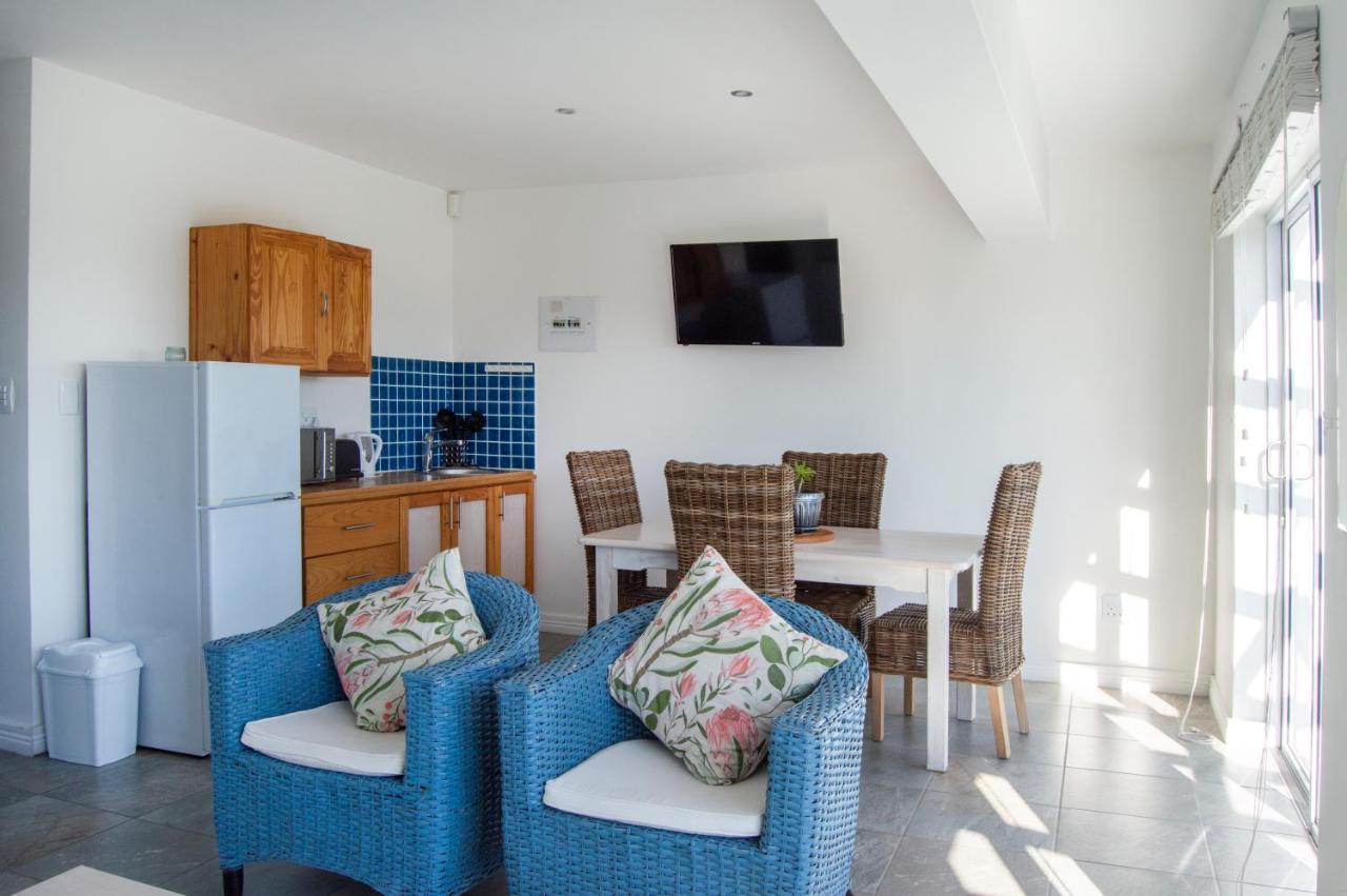 Bellamente Sirene Hotel Gansbaai Exterior photo